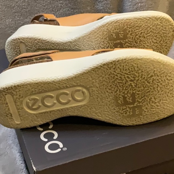 Ecco Flowt Wedge Cork - Natural Nude Leather Size 39 (8-8.5 US) - Picture 7 of 7